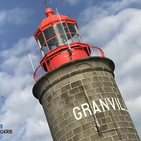 Granviles-charter Hotel na wodzie
